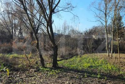 Teren de 738 mp, în Central - 9