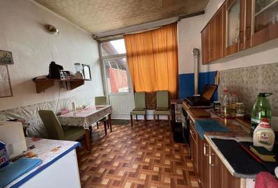 Casă cu 5 camere cu Teren 600 Mp în Totoreni - 7