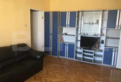 Apartament cu 3 camere semidecomandat în Central - 6
