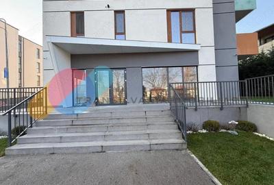 Spa?iu comercial de inchiriat Borhanci | 83 mp | Vitrina stradala - 1