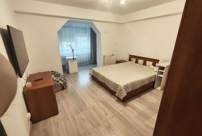 Apartament cu 2 camere decomandat în Central - 3