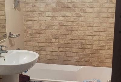 Apartament cu 3 camere semidecomandat în Central - 3