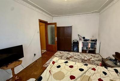 Apartament cu 2 camere decomandat în Alexandru cel Bun - 1