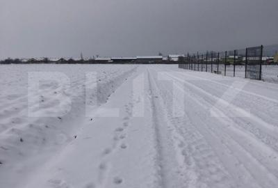 Teren de 12000 mp, în Central