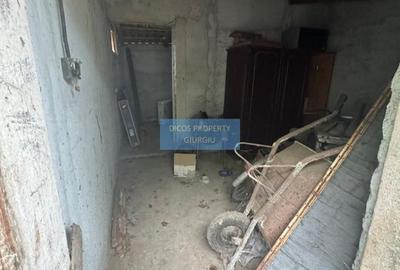 Casă de vânzare pe strada Sabarului - 10