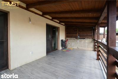 Casă cu 5 camere cu Teren 378 Mp în Central - 1