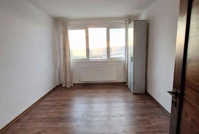 Apartament cu 3 camere decomandat în Libertății - 6