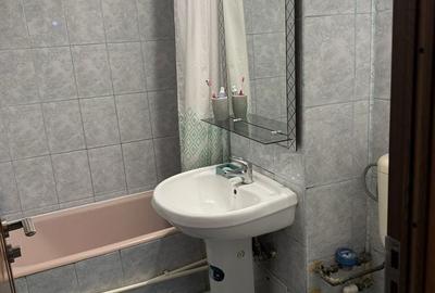 Apartament cu 3 camere decomandat în Central - 2