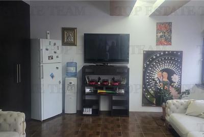 Casă cu 5 camere cu Teren 460 Mp în Ghencea - 8