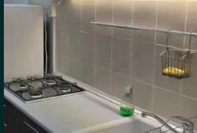 Tineretului,Metrou,bl.1981,parter/10,DECOMANDATA,Renovata,mobilata,Libera - 2