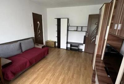 Apartament 2 camere semidecomandat - zona Astra - 1