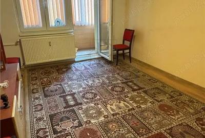 Apartament cu 3 camere decomandat, mobilat în Girocului - 1