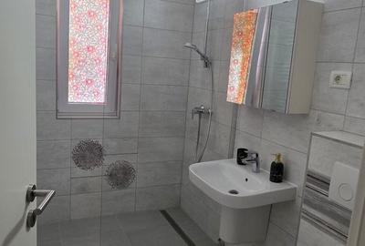 Garsonieră decomandată în Tractorul - 4