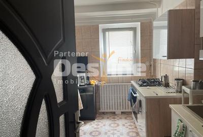 Apartament cu 3 camere decomandat, mobilat în Rahova - 8