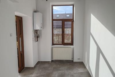 Apartament cu 3 camere decomandat în Ultracentral - 7