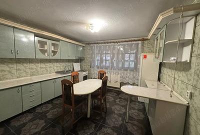 Casă cu 5 camere cu Teren 650 Mp în Grădiște - 15