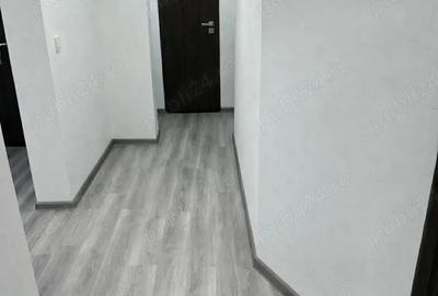 Apartament cu 4 camere decomandat în 1 Mai - 1