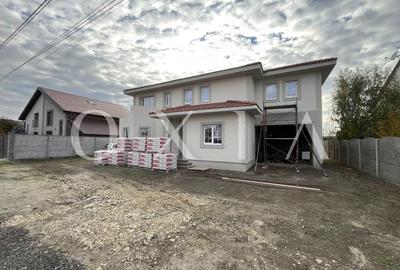 Casă cu Teren 735 Mp în Moșnița Veche - 2