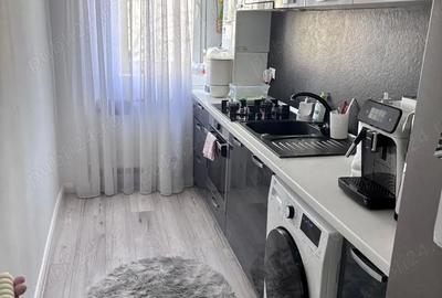 Apartament cu 4 camere decomandat în Ostroveni - 3