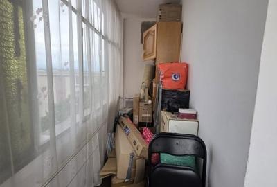 Apartament cu 2 camere decomandat în Între Lacuri - 3
