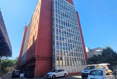 Spațiu comercial, de 9,500 mp, în Central