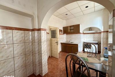 Apartament cu 3 camere decomandat în Traian - 13