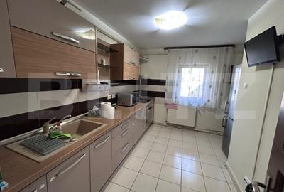 Apartament cu 3 camere, decomandat, 75 mp, Rovine, zona cofetaria Damarin - 4
