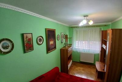 Apartament cu 3 camere semidecomandat în Central - 3