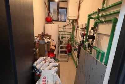 Spațiu comercial, de 400 mp, în Central