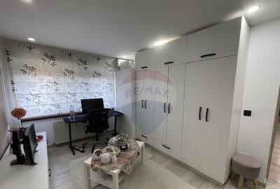 Apartament cu 4 camere în Central - 6