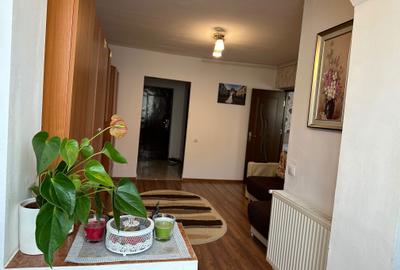 Apartament cu 2 camere semidecomandat în 7 Noiembrie - 3