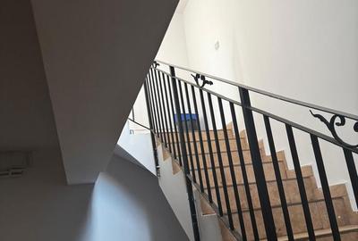 Casă cu 8 camere cu Canalizare în Ultracentral - 15