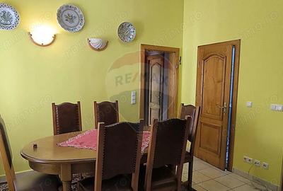 Apartament cu 3 camere semidecomandat în Central - 19