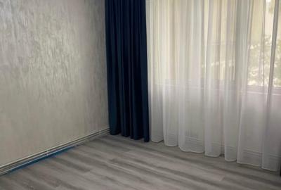 Apartament cu 3 camere decomandat în Alexandru cel Bun - 4