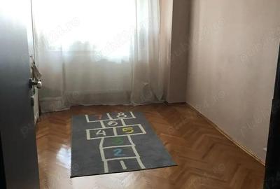 Apartament cu 3 camere decomandat în Central - 1