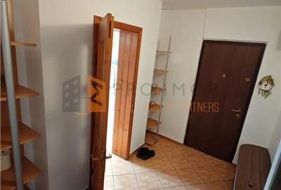 Apartament 3 camere cf 1 semidecomandat zona Micro 3 - 10
