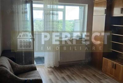 Apartament DECOMANDAT 2 camere B-dul REPUBLICII 66000 euro