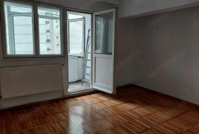 Apartament cu 2 camere decomandat în Port - 17