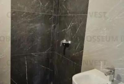 Apartament cu 3 camere decomandat în Tractorul - 8