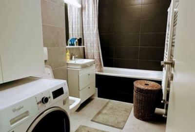 De vânzare Apartament 2 camere mobilat cu parcare și boxă Avantgarden 3 - 5