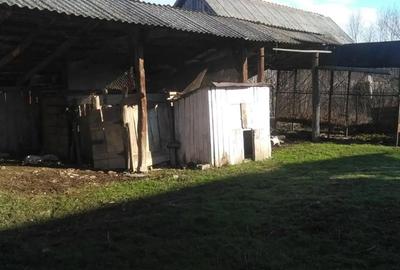 Casă cu 6 camere cu Teren 2000 Mp în Brusturi - 2