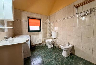 Apartament cu 3 camere decomandat în Aradului - 5