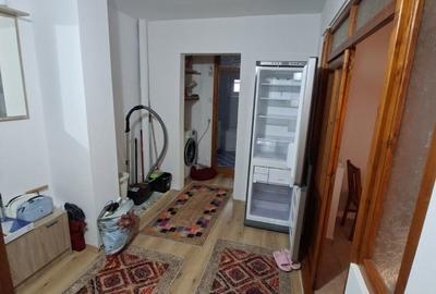 Apartament cu 2 camere decomandat în Bârzești - 7