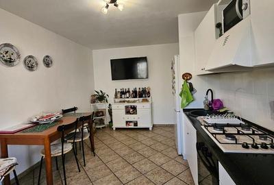 Apartament cu 2 camere decomandat în Decebal - 10