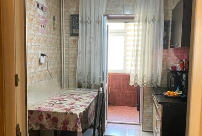 Garsonieră decomandată în CET - 9
