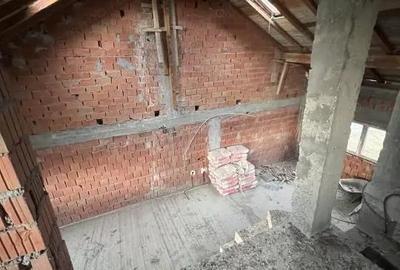 Casa P+M, 160 mp utili, teren 420 mp, zona Pielesti - 1