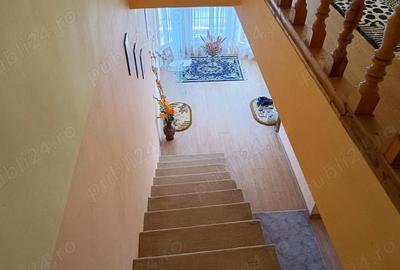 Casă cu 4 camere în Poiana - 4