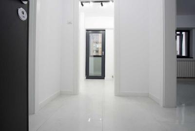 Birou, de 38 mp, în Centru Civic - 4