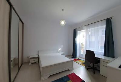 Garsonieră decomandată, mobilată în Gruia