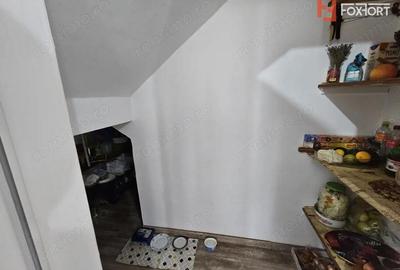 Casă cu 7 camere cu Teren 921 Mp în Șofronea - 3
